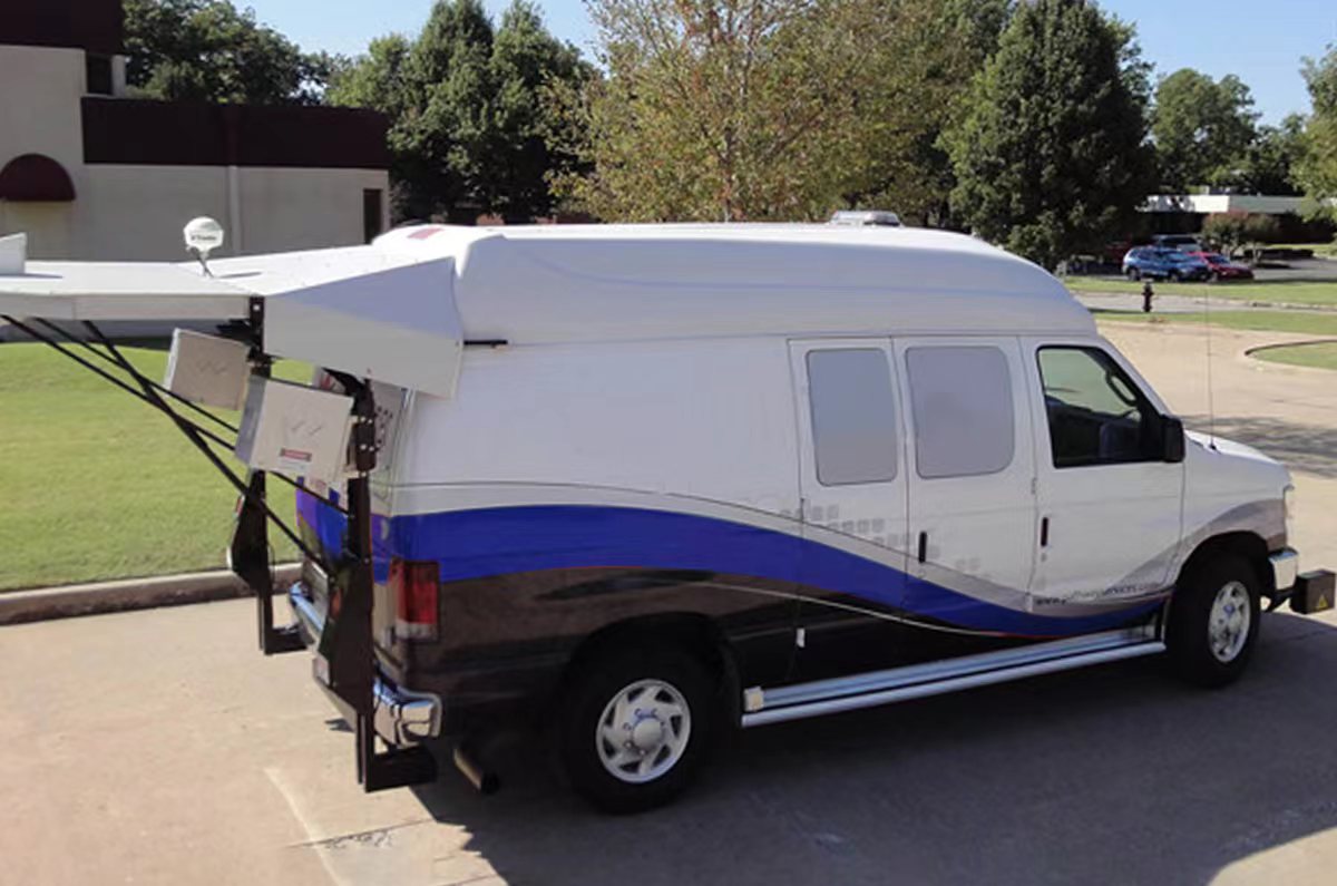 多功能綜合檢測(cè)車